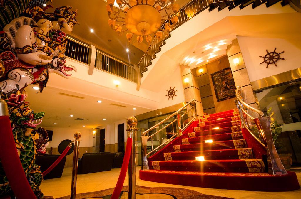 Bali Paradise City Hotel Denpasar  Exterior photo